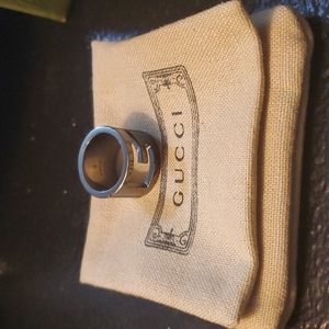 Gucci ring